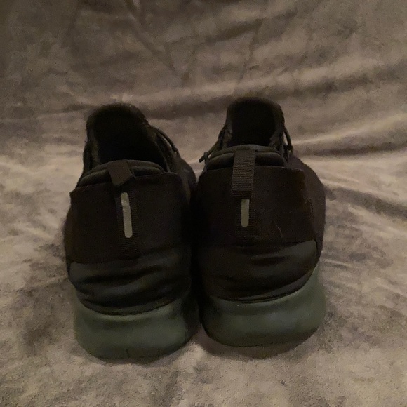 Nike Running Shoes - Picture 3 of 3